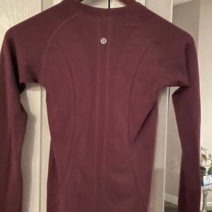 Lululemon long sleeves. Swiftly Tec.